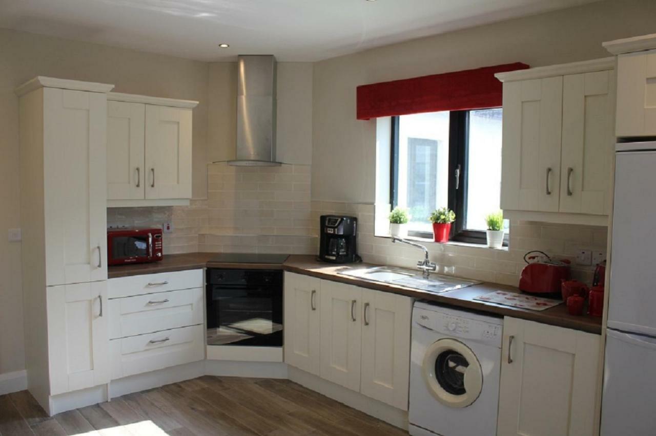 Teach Traigheanach Villa Donegal Town Luaran gambar